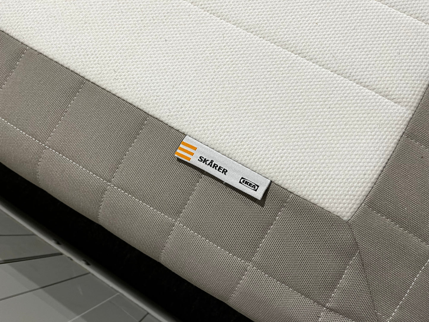 IKEA sängstomme 90x200 cm