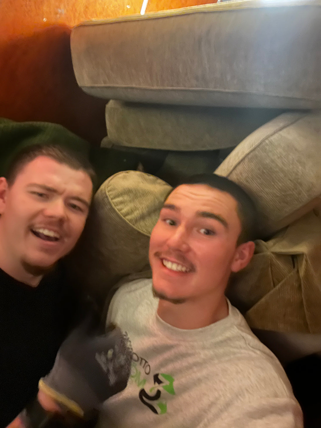 Från ett litet rum till drömföretag – vår resa med Ottossons Möbler