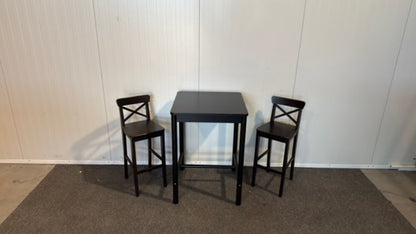 Begagnat svart IKEA Rönninge barbord med stolar