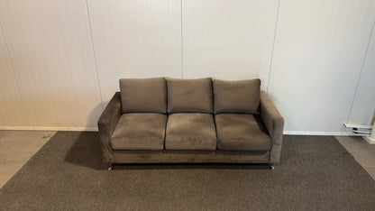 Begagnad tresitsig sammetsoffa från IKEA i mycket gott skick