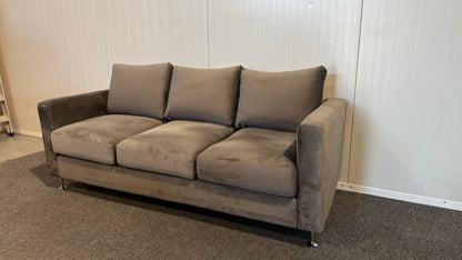 Begagnad tresitsig sammetsoffa från IKEA i mycket gott skick