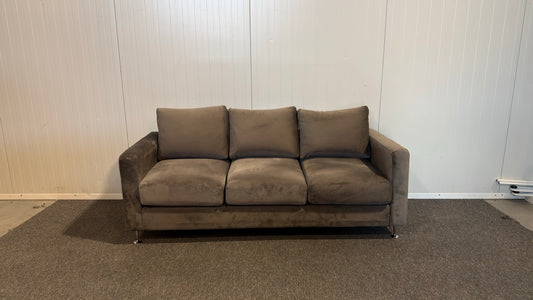 Begagnad tresitsig sammetsoffa från IKEA i mycket gott skick