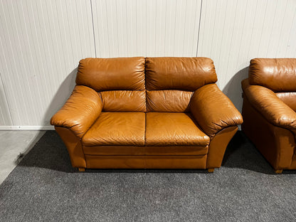 Soffgrupp i brun orange ton