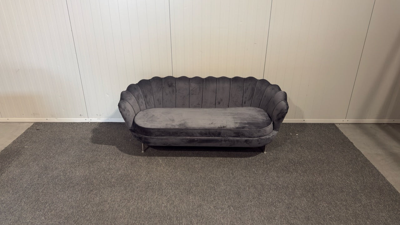 Begagnad grå Venture Design soffa