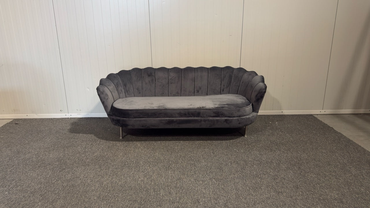 Begagnad grå Venture Design soffa