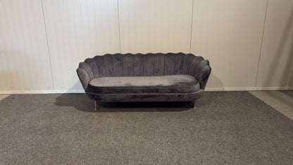 Begagnad grå Venture Design soffa