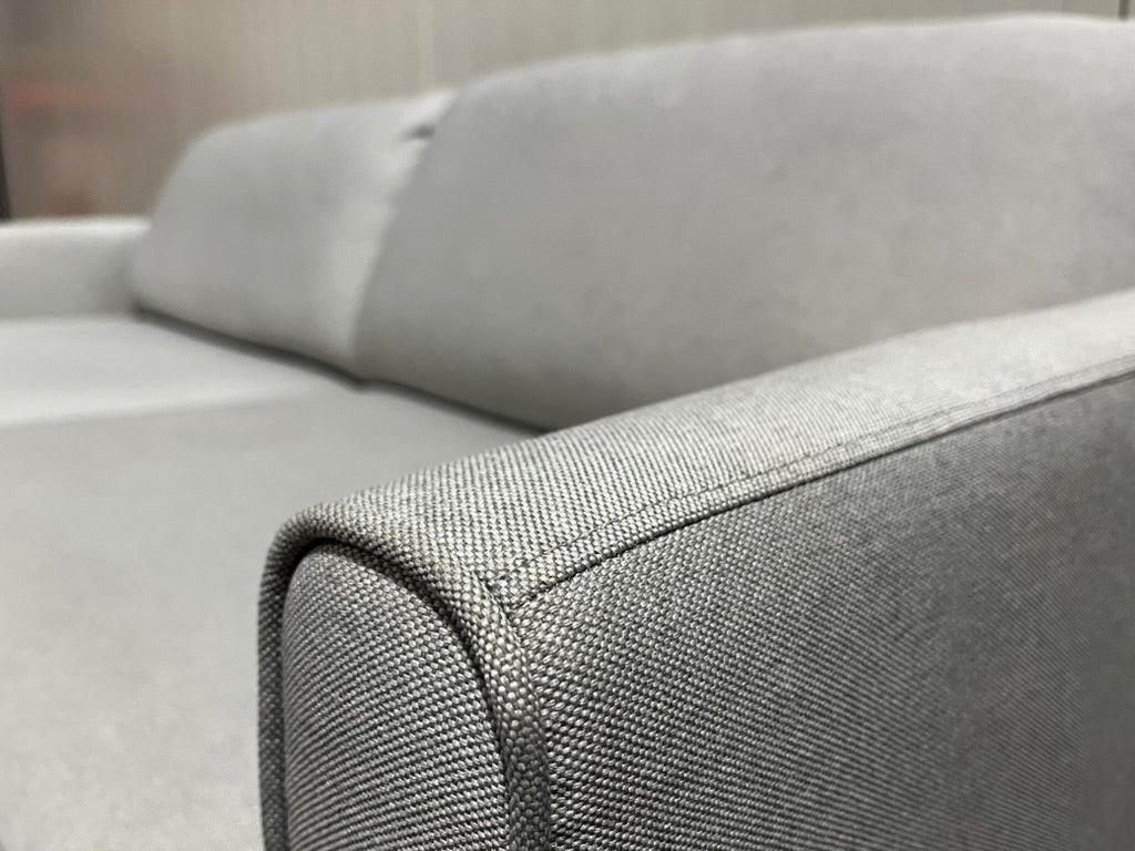 IKEA tresitssoffa i grått