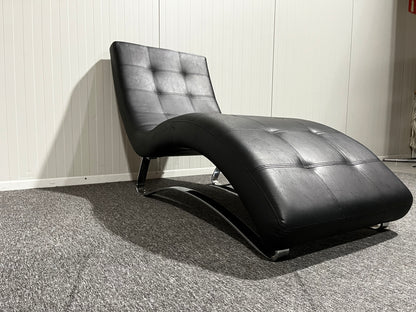 Svart designerfåtölj