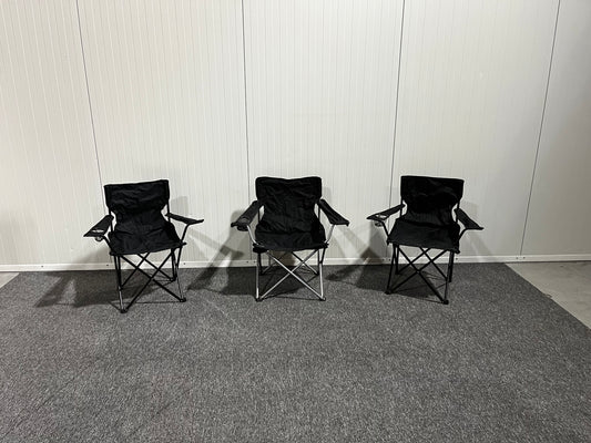 Svarta campingstolar