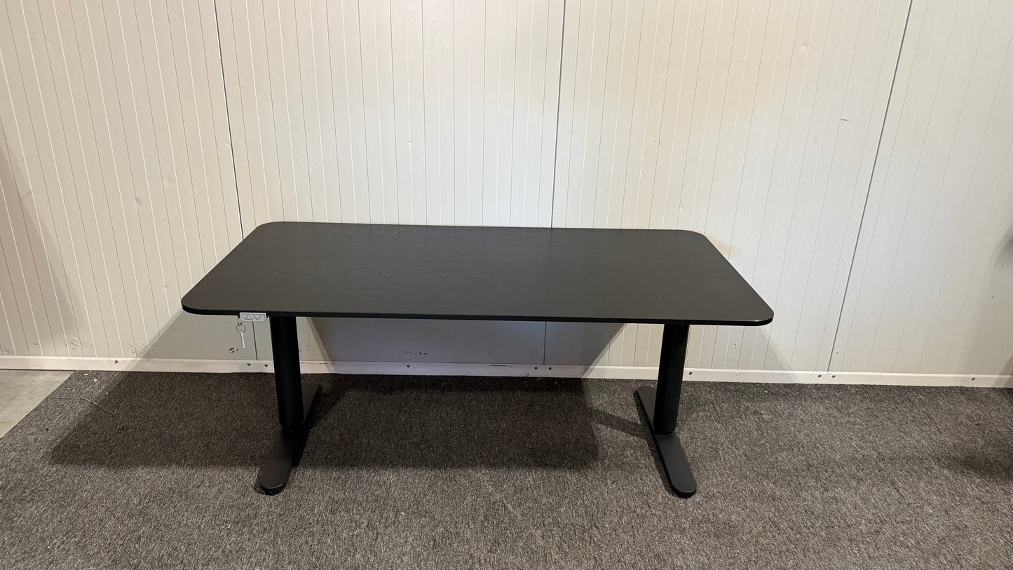 Begagnade IKEA Mittzon bord