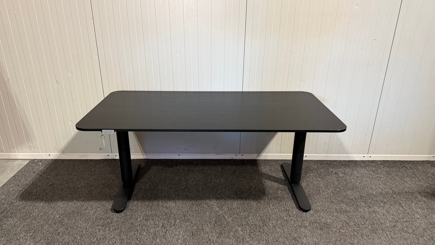 Begagnade IKEA Mittzon bord