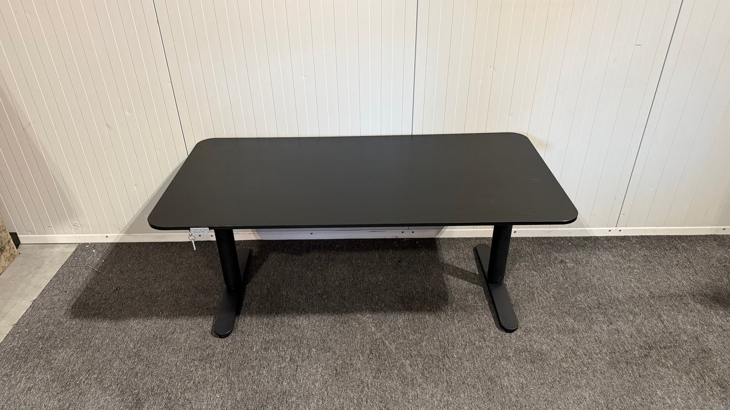 Begagnade IKEA Mittzon bord