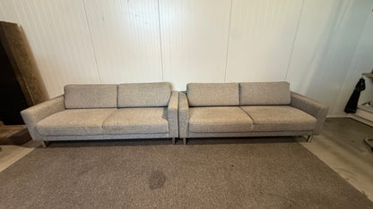 Begagnade grå IKEA tvåsitssoffor i gott skick