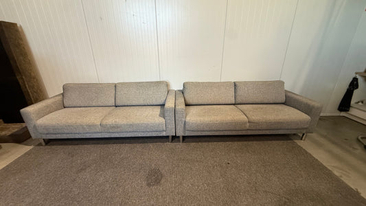 Begagnade grå IKEA tvåsitssoffor i gott skick