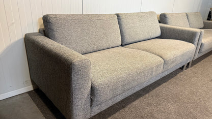 Begagnade grå IKEA tvåsitssoffor i gott skick