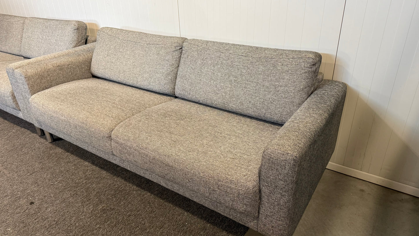Begagnade grå IKEA tvåsitssoffor i gott skick