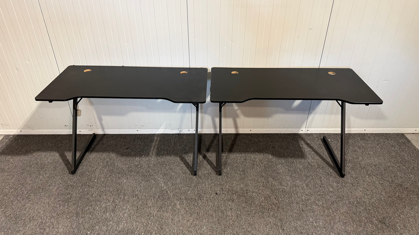 Begagnat gaming-bord / skrivbord