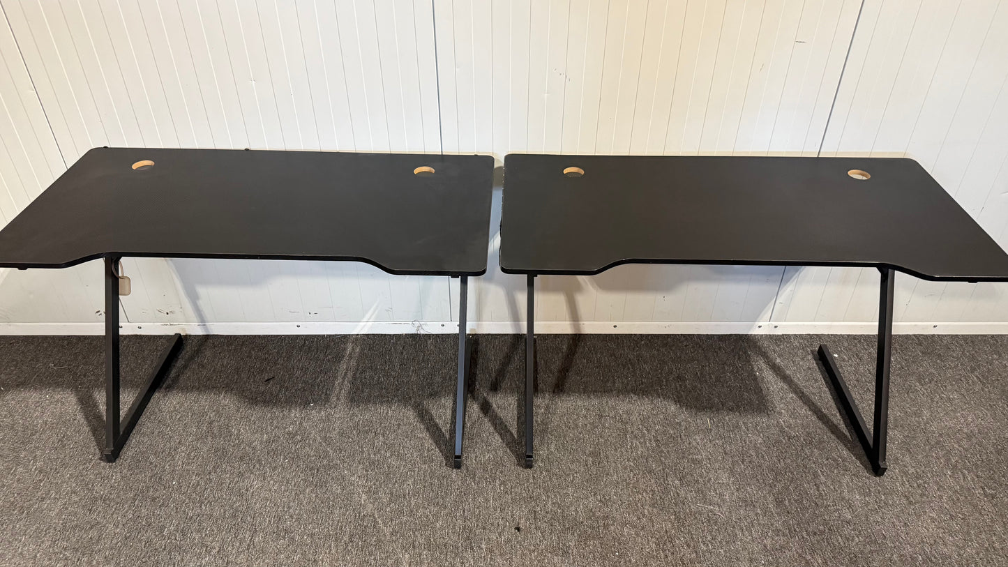 Begagnat gaming-bord / skrivbord