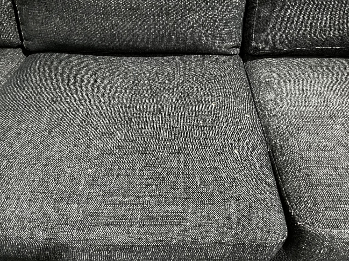 Svart soffa från Bellus med divan