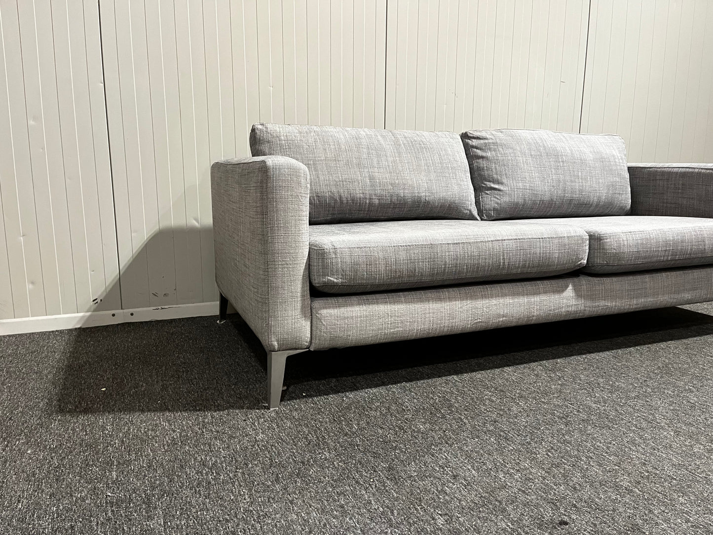 IKEA grå tvåsits soffa