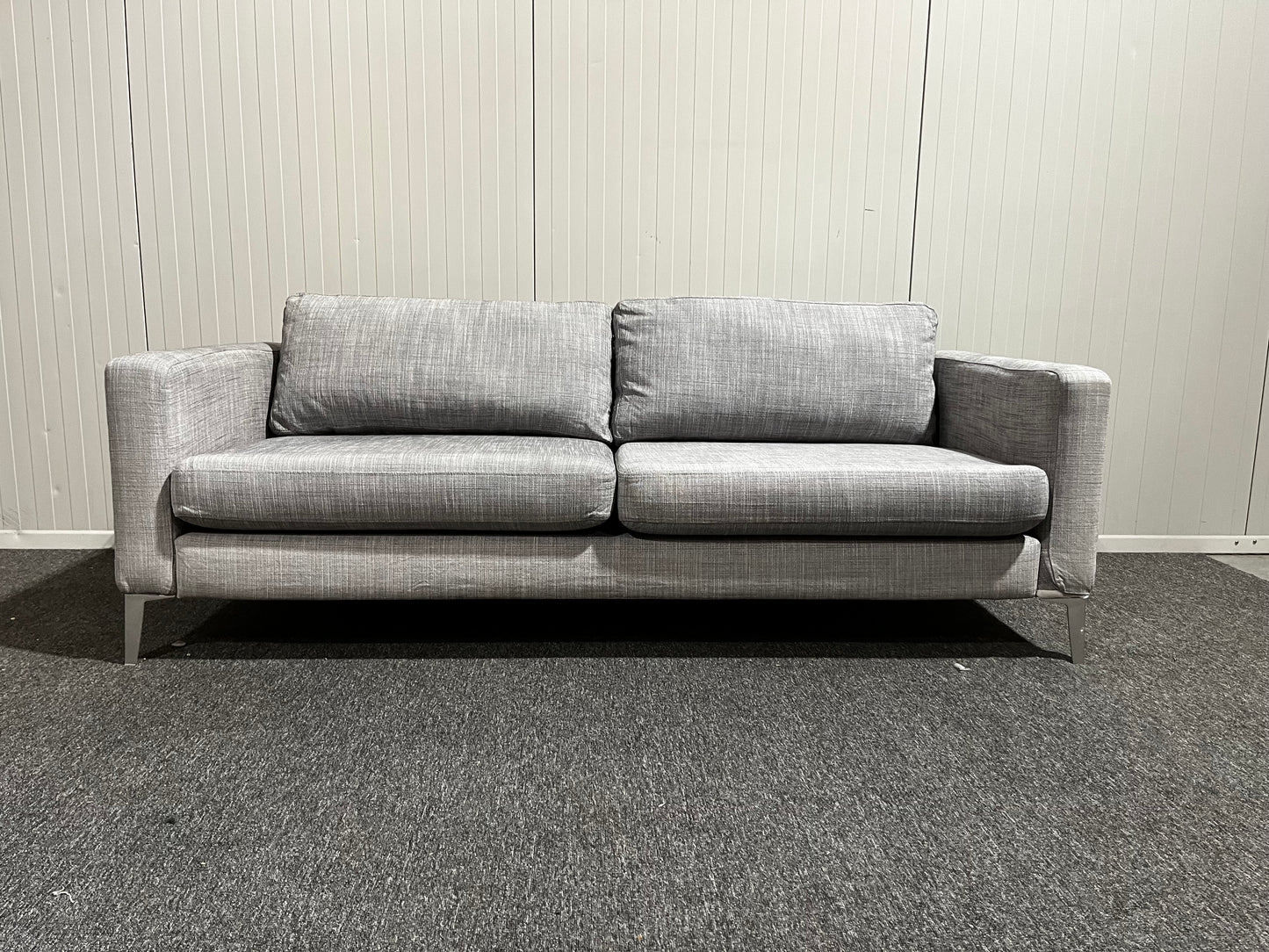 IKEA grå tvåsits soffa