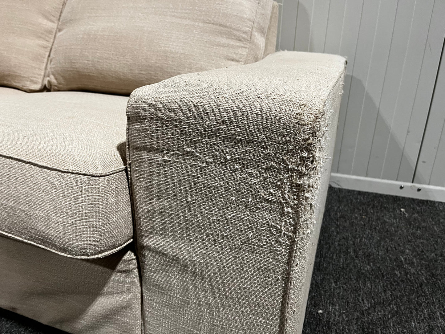 IKEA KIVIK tvåsitssoffa i beige