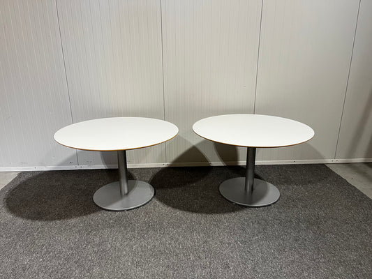 Begagnade IKEA matbord i mycket gott skick