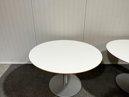 Begagnade IKEA matbord i mycket gott skick