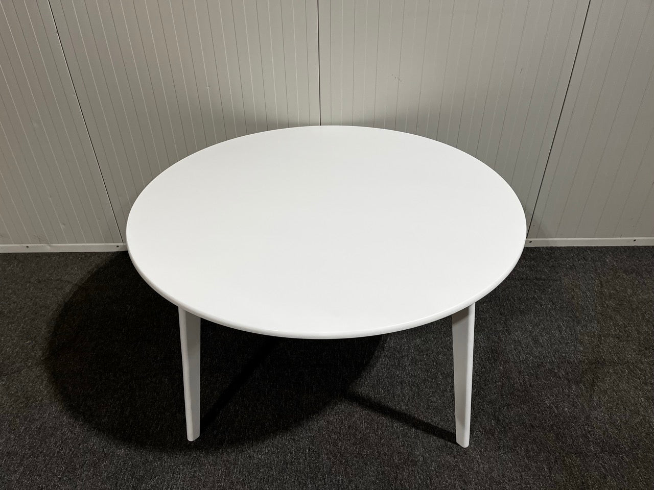 Sprilans nytt bord från Venture Design