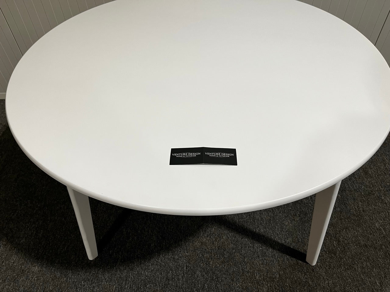 Sprilans nytt bord från Venture Design