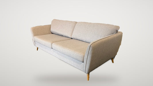 Begagnad ljusgrå Mio County soffa 2,5-sits snett från vänster