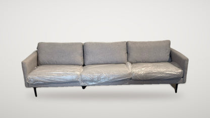 Begagnad Venture Design soffa grå 3-sits framifrån