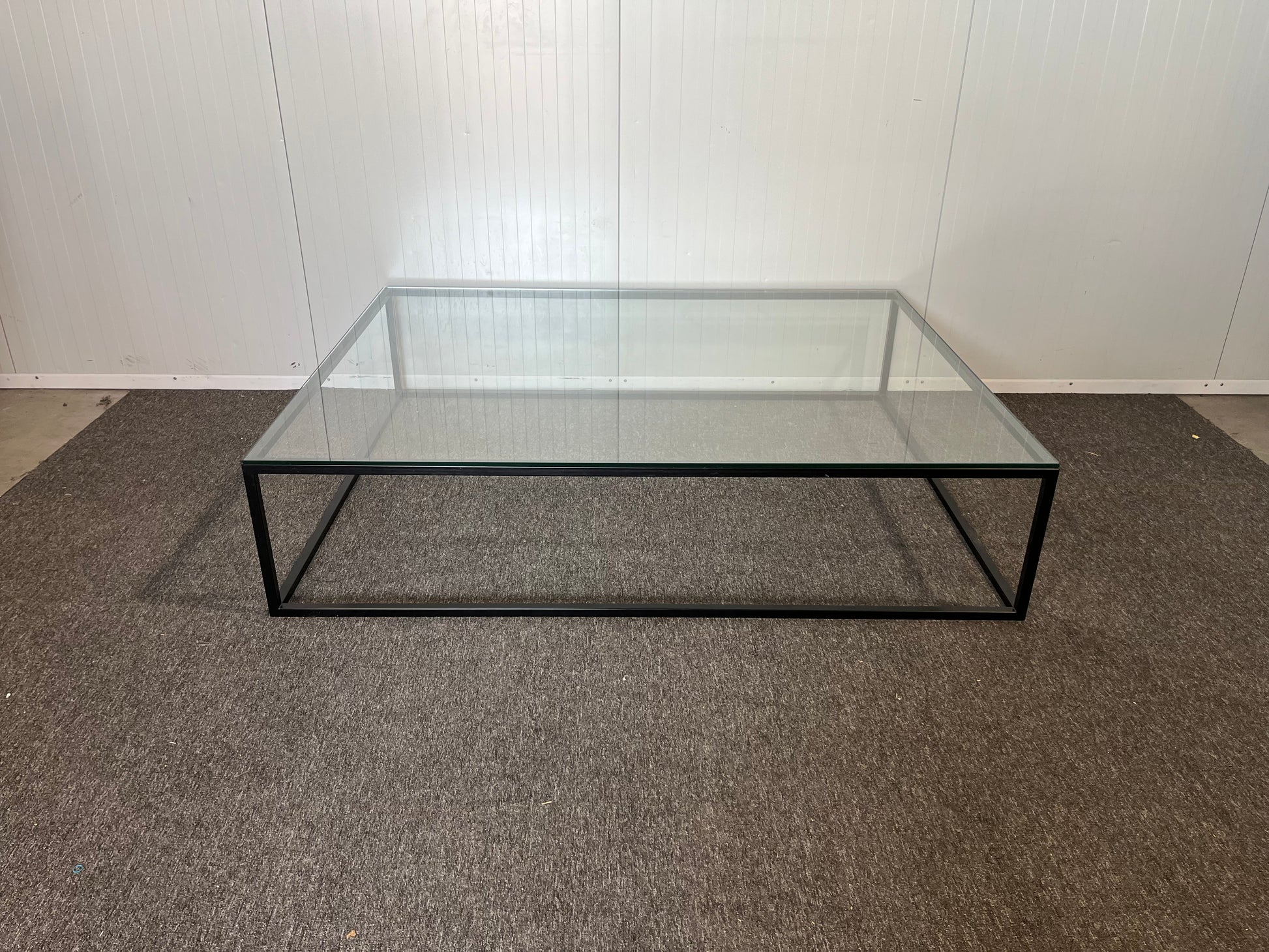 Begagnat glasbord soffbord sida